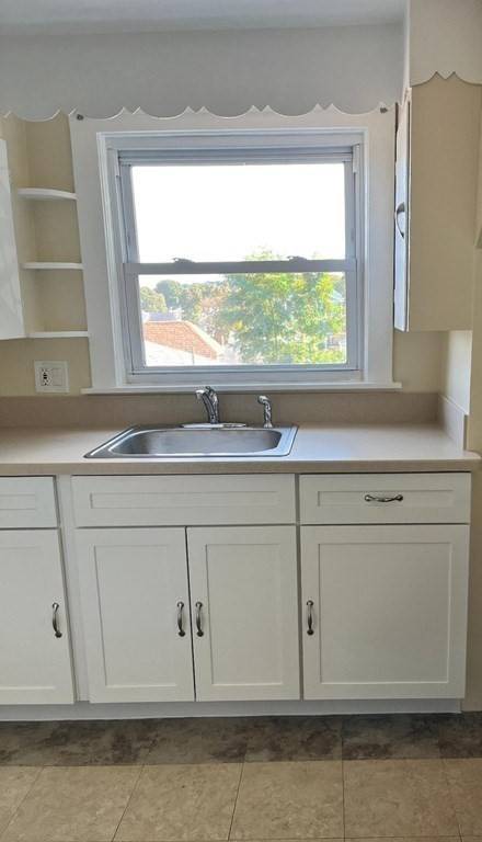 Quincy, MA 02171,63 Montclair Ave #3