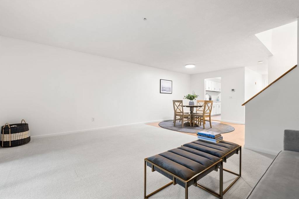 Yarmouth, MA 02673,300 Buck Island Rd #13J