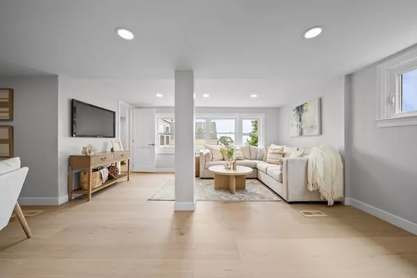 Nahant, MA 01908,58 Breezy Hill Terrace