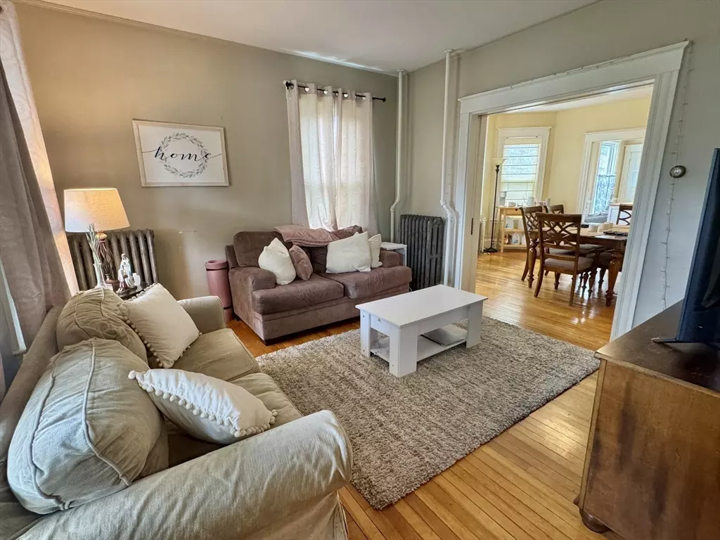 Lexington, MA 02421,17 Chase Ave #1