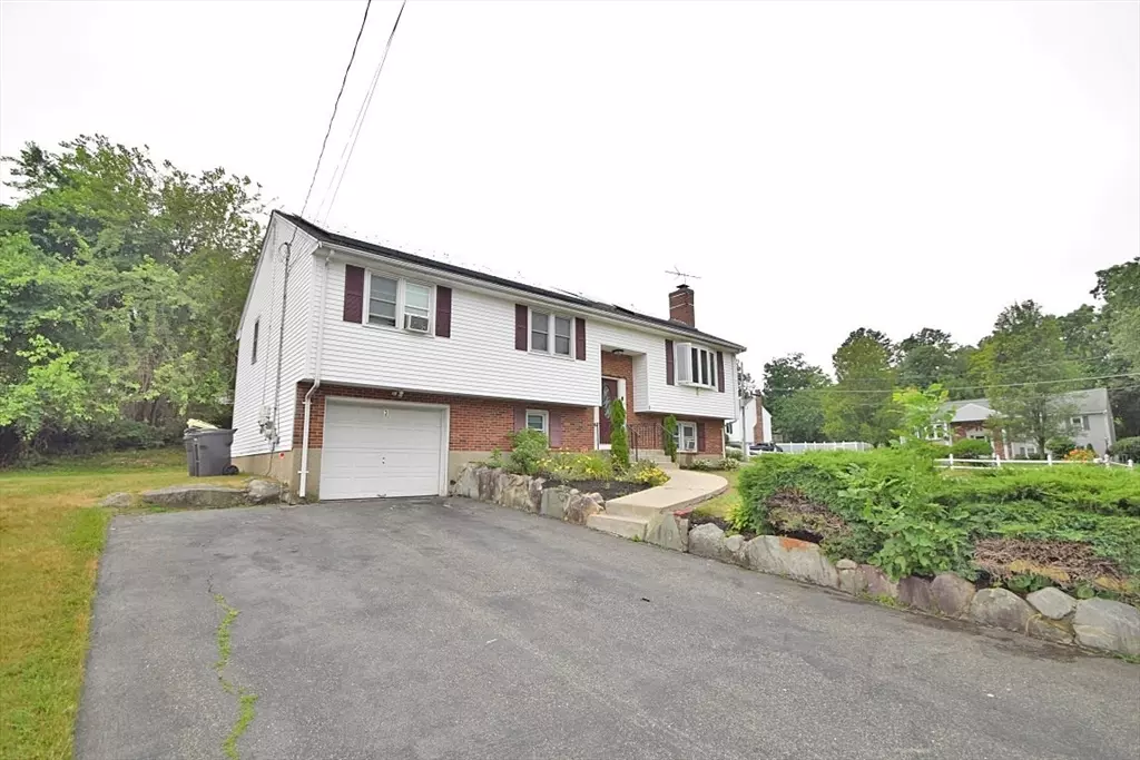 Avon, MA 02322,3 Blanchard St