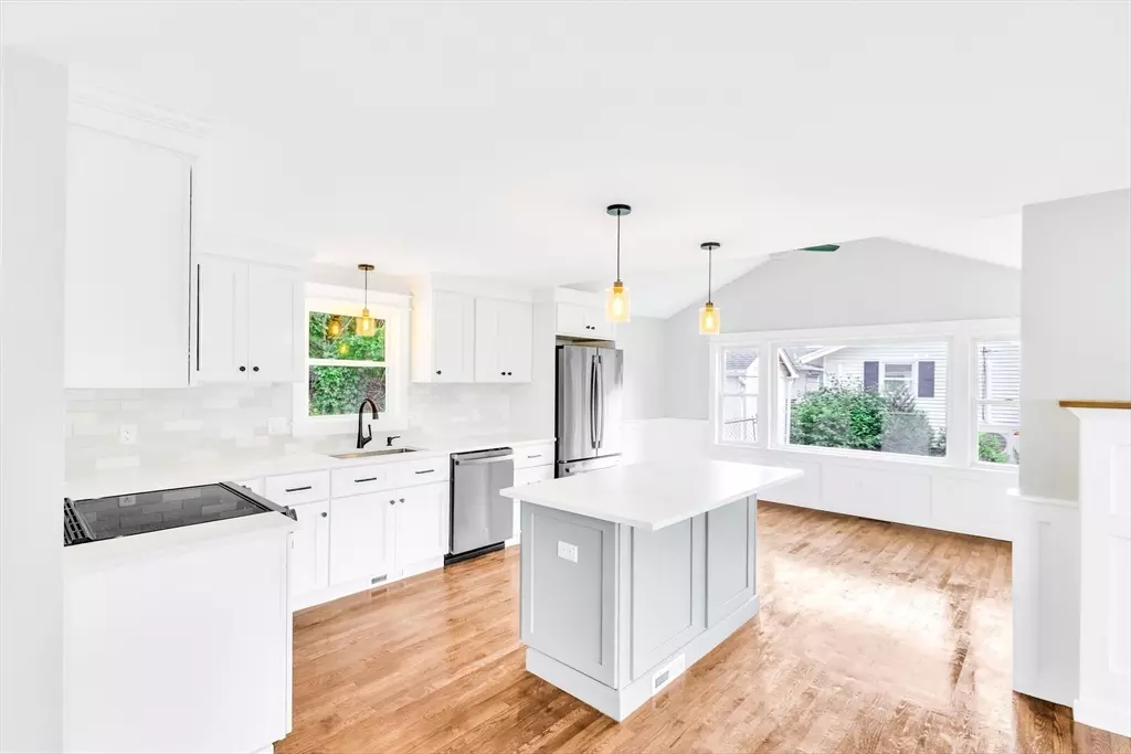 Hudson, MA 01749,33 Ontario Dr