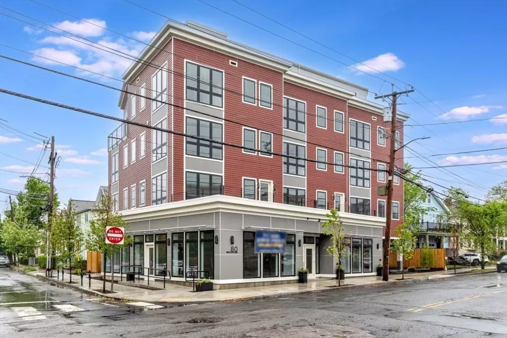 Arlington, MA 02474,80 Broadway #4C