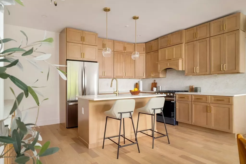 Boston, MA 02128,95 Addison Street #2