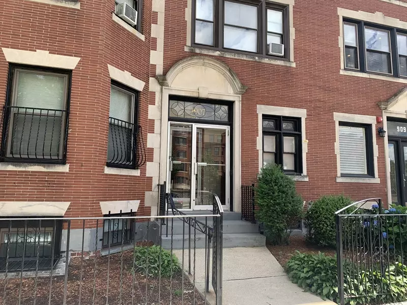 907 Beacon Street #3, Boston, MA 02215