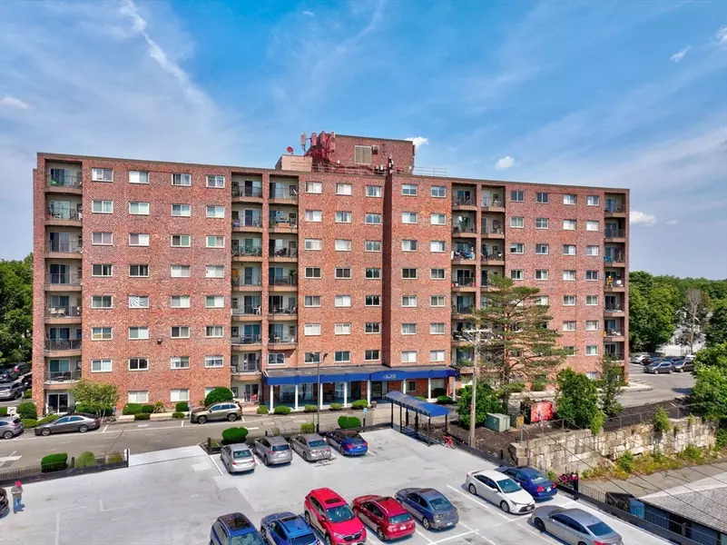 230 Willard St #204, Quincy, MA 02169