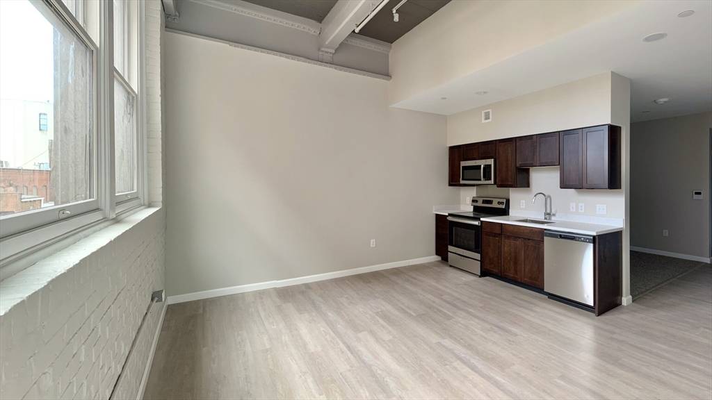 6 Chatham Street #102, Worcester, MA 01609