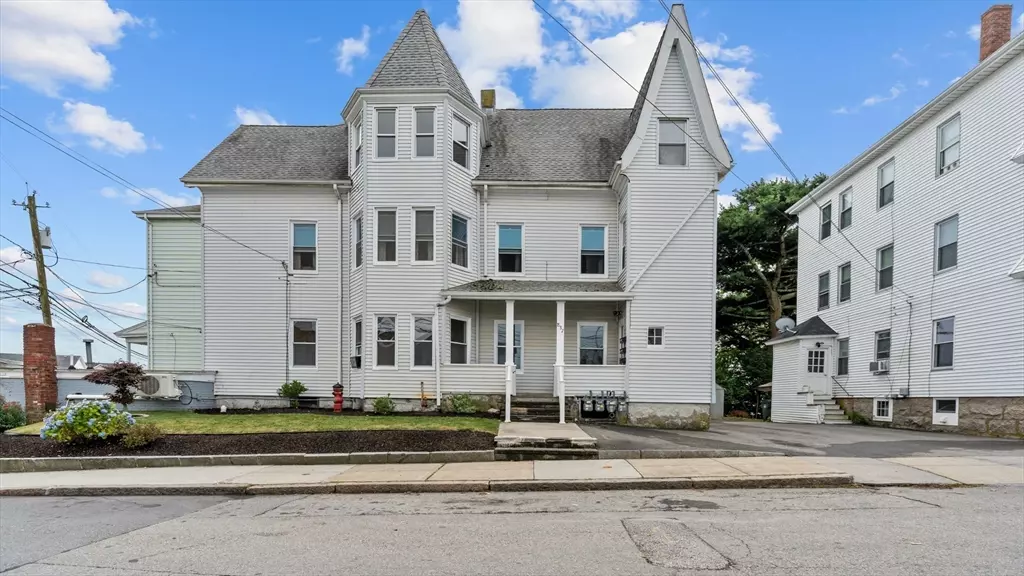 835-837 Stafford Rd, Fall River, MA 02721