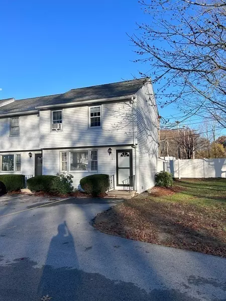 41 Groton St #1, Pepperell, MA 01463