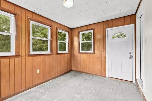 Rockland, MA 02370,109 Lincoln Rd