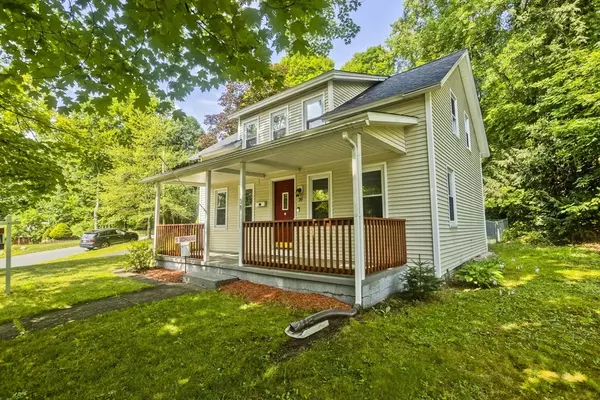 Monson, MA 01057,39 Bridge St