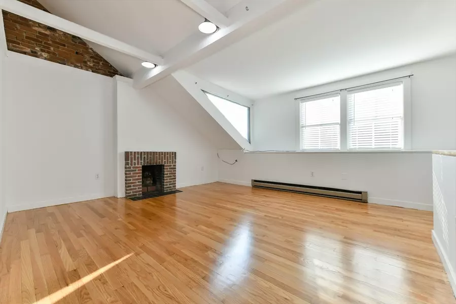 99 W. Springfield St #4, Boston, MA 02118