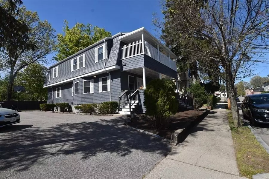 87 Floral St #1, Newton, MA 02461