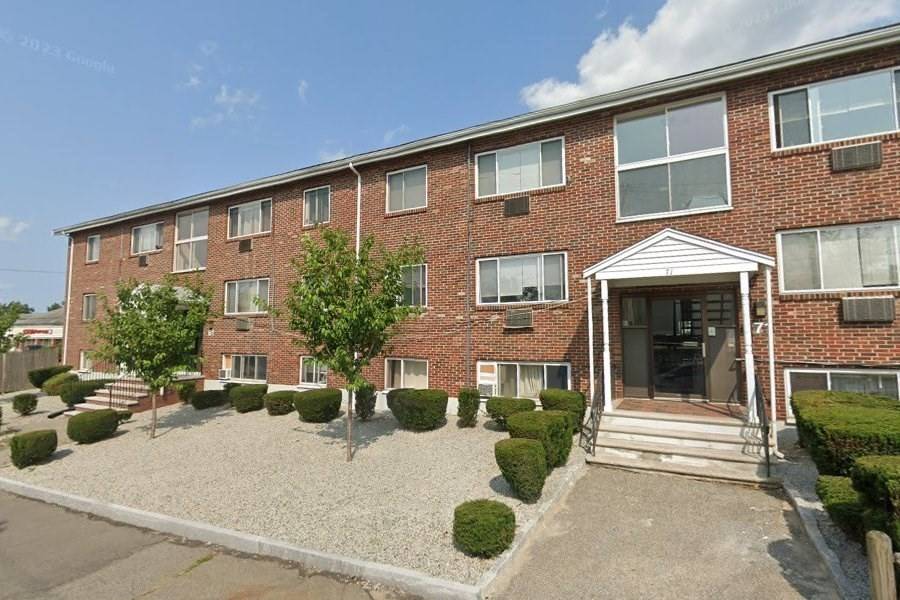 81 Pond St #24b, Quincy, MA 02169