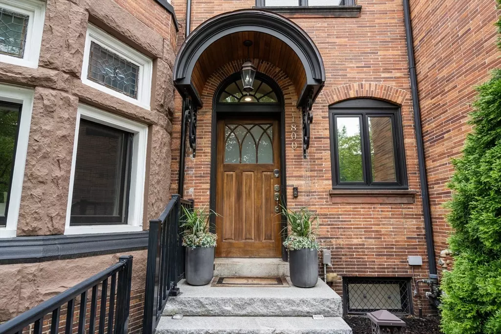 Brookline, MA 02445,1800 Beacon St
