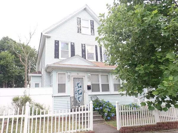 10 Almont Ave, Worcester, MA 01604