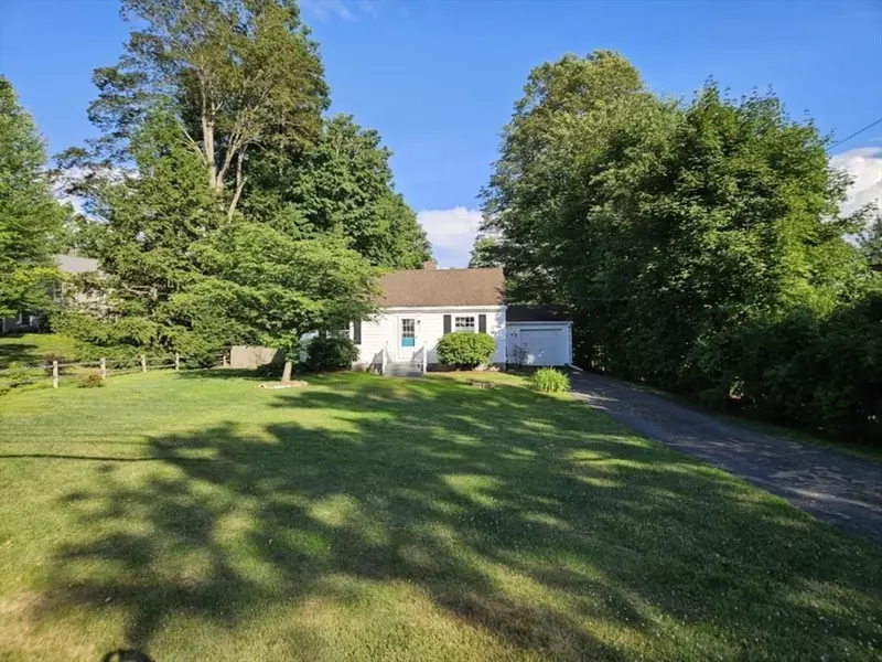 581 Bernardston Road, Greenfield, MA 01301