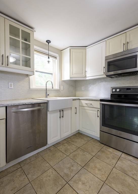 Stoughton, MA 02072,162 5th Street