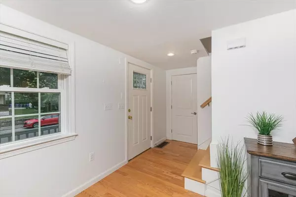 Milford, MA 01757,61 Grove St