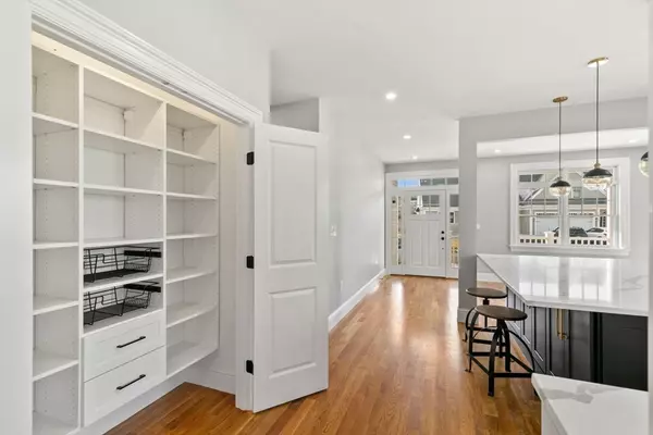 Sherborn, MA 01779,9 Adams Lane #9