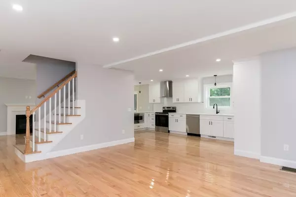 Charlton, MA 01507,36 Hiland Road