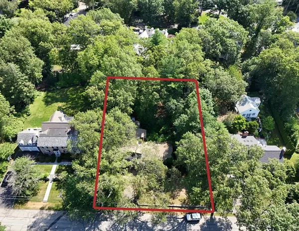 Wellesley, MA 02481,67 Old Colony Rd