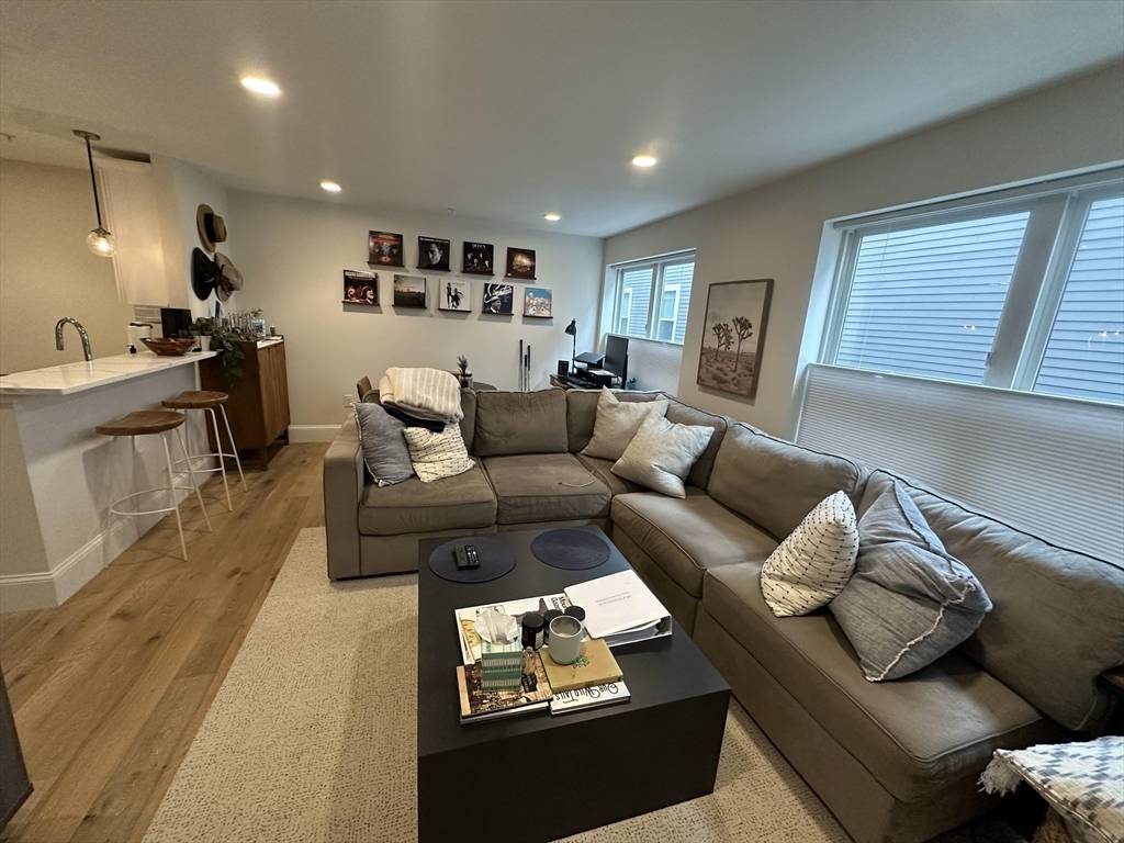 Boston, MA 02127,29 Ward Street #201