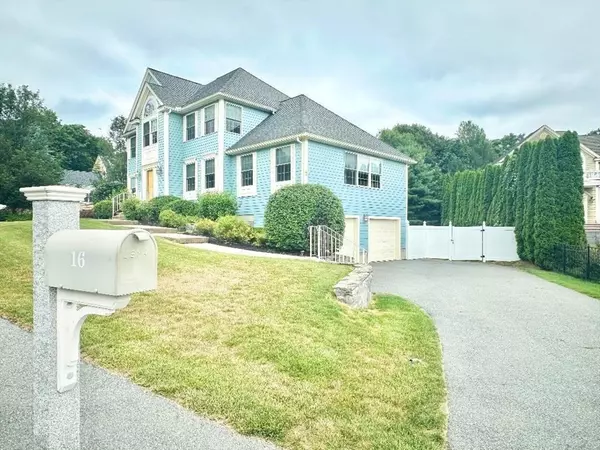 Lowell, MA 01852,16 O'heir Way