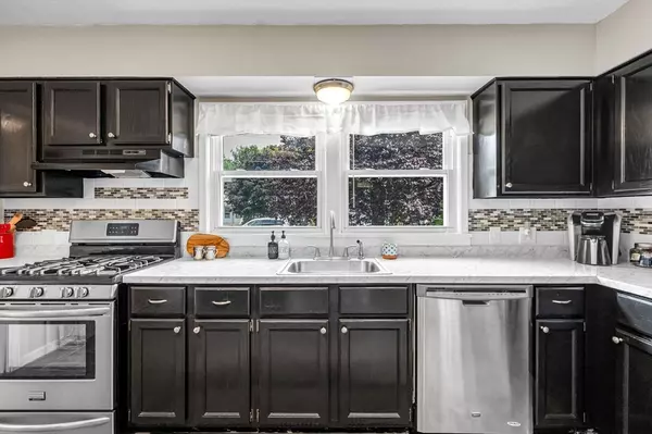 Chicopee, MA 01022,127 Woodbridge Rd #127