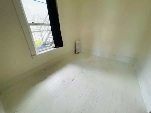 Cambridge, MA 02138,1137 Massachusetts Ave #32