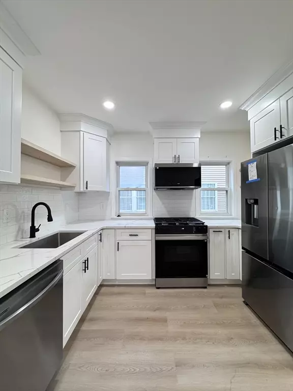 Medford, MA 02155,76-78 Orchard St