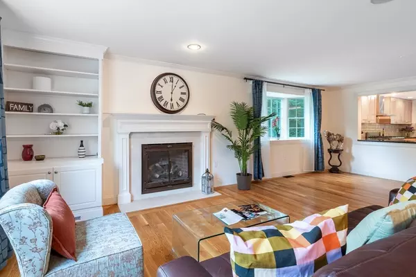Wayland, MA 01778,14 Joyce Rd