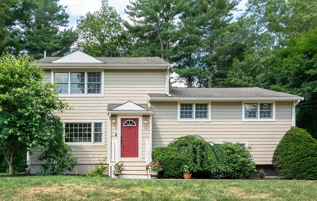 Wayland, MA 01778,14 Joyce Rd
