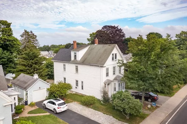 Plymouth, MA 02360,211 Court St