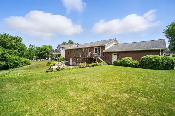 Springfield, MA 01129,22 Woodland Road