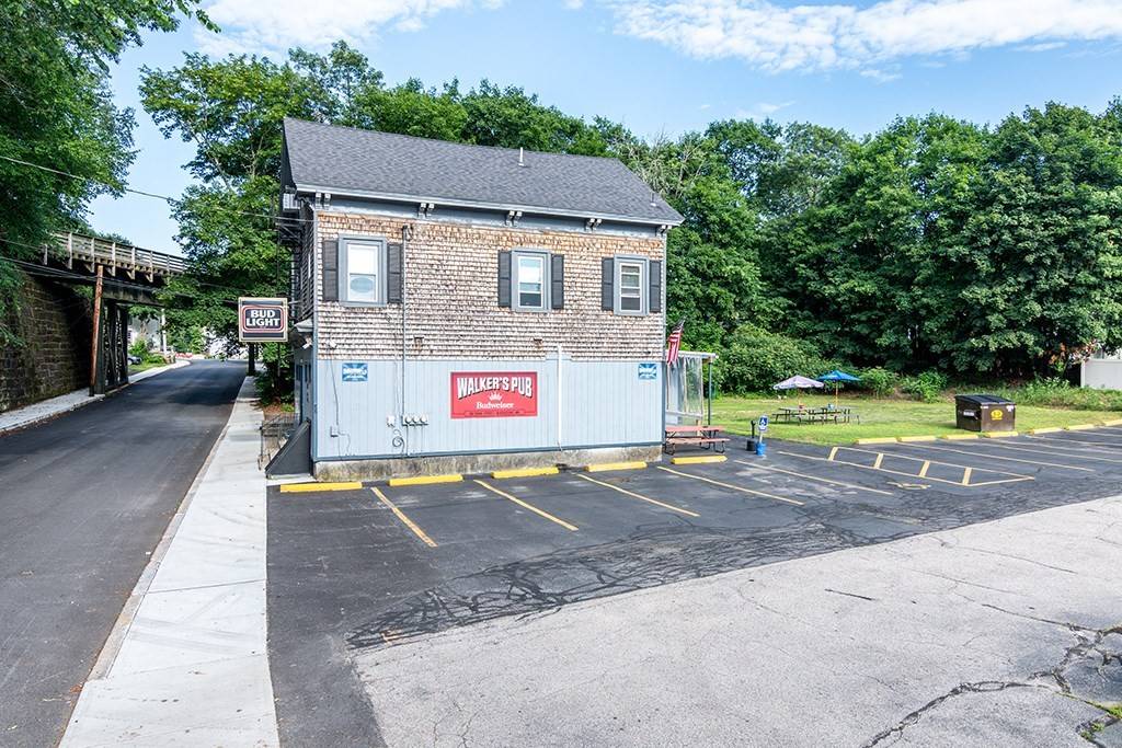 Blackstone, MA 01504,104 Canal St