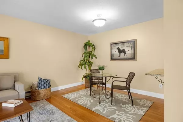 Barnstable, MA 02601,800 Bearses Way #1WD
