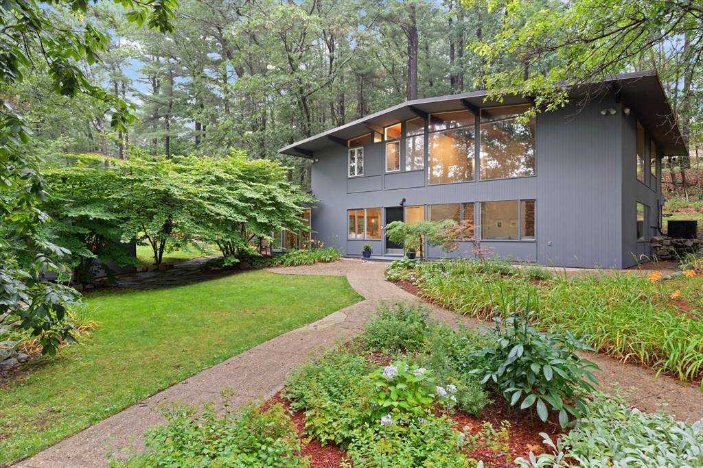 Wayland, MA 01778,37 Alden Rd