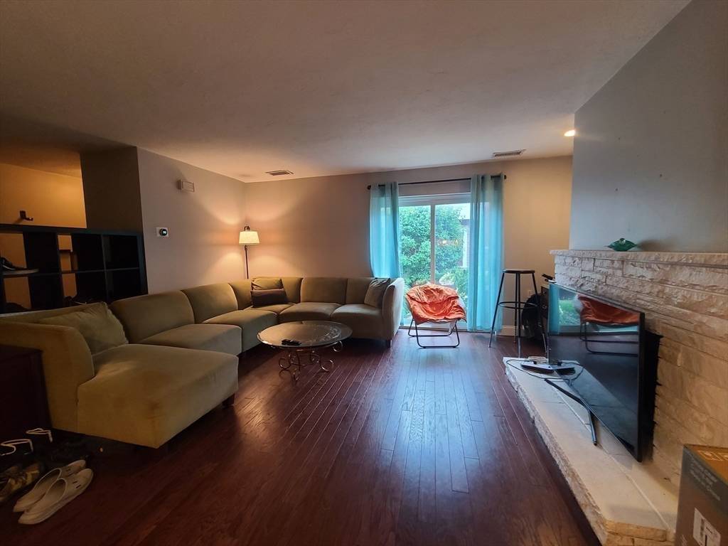 Quincy, MA 02171,148 Quincy Shore Dr #30