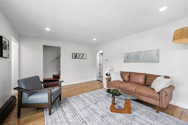 Chicopee, MA 01013,21 Meeting House Road