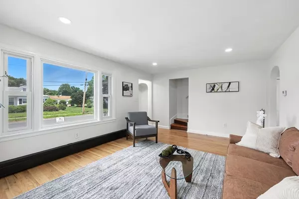 Chicopee, MA 01013,21 Meeting House Road