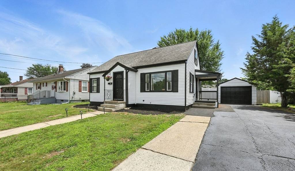21 Meeting House Road, Chicopee, MA 01013