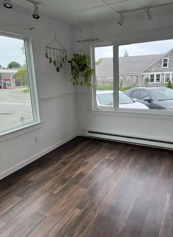 Sandwich, MA 02563,132 Rt 6a