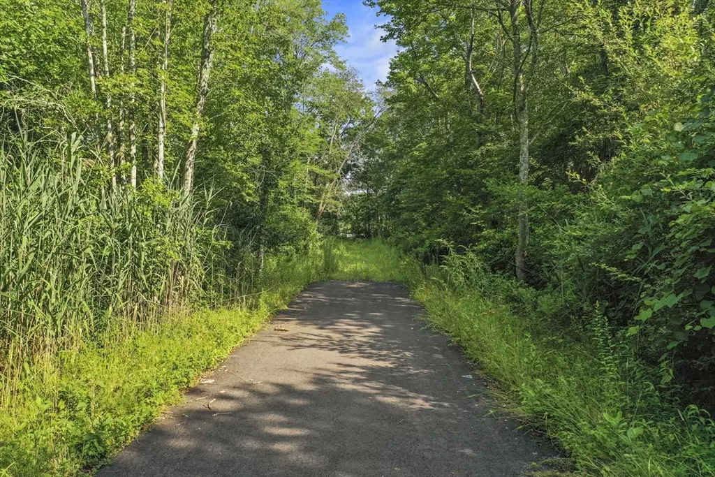 Dartmouth, MA 02747,0 Middlesex St