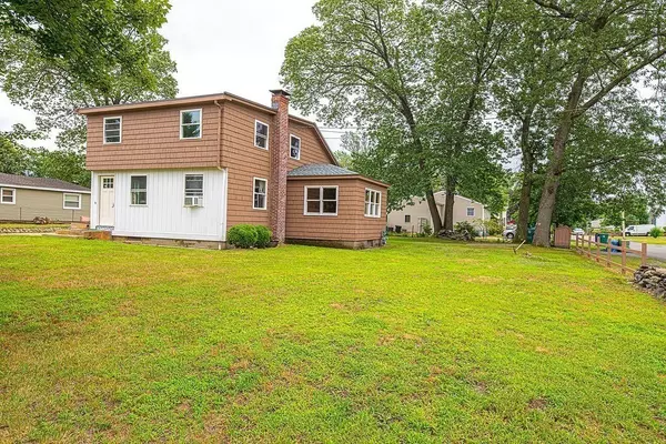 Lowell, MA 01852,29 Crystal St