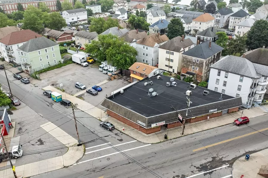 482-488 Belleville Ave, New Bedford, MA 02746