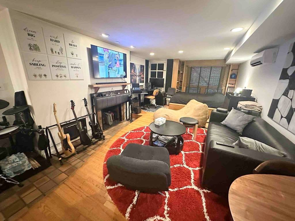 36 Beacon #1A, Boston, MA 02108