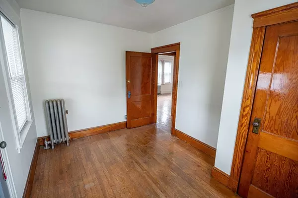 Everett, MA 02149,130 Francis St #2