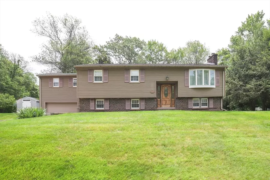 33 Ladyslipper Dr, Shrewsbury, MA 01545