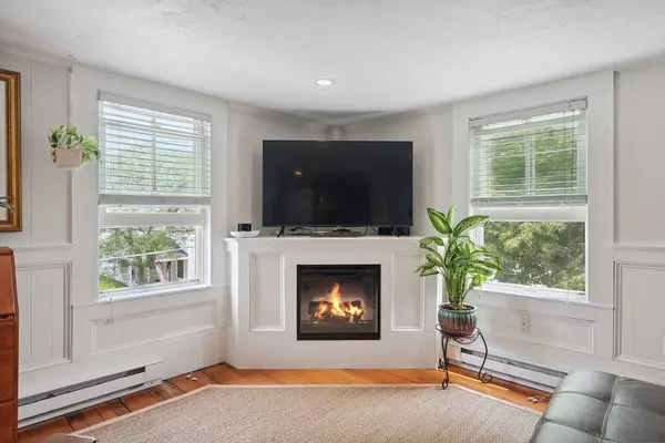 Rockport, MA 01966,2 Mount Pleasant St #3